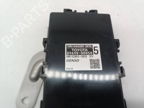 Electronic module TOYOTA YARIS (_P13_)  | BP13812202M83 