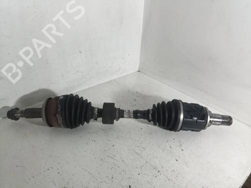 Aandrijfas links voor TOYOTA AURIS (_E18_) 1.6 D4-D (WWE185_) (112 hp) 17207820