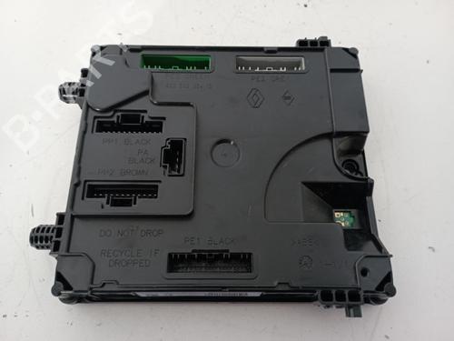 Used Fuse box Fuse box RENAULT LAGUNA III (BT0/1) [2007-2015] 34040063 34040063