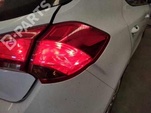 Used Right taillight Right taillight KIA CEE'D (JD) 1.4 CVVT (100 hp) 10646673 10646673