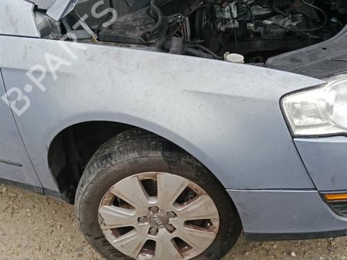 Used Right front fenders VW PASSAT B6 Variant (3C5) 2.0 TDI (110 hp) 30689681