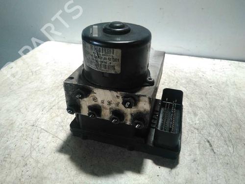 Used ABS pump MERCEDES-BENZ C-CLASS T-Model (S203) C 220 CDI (203.208) (150 hp) 6048649