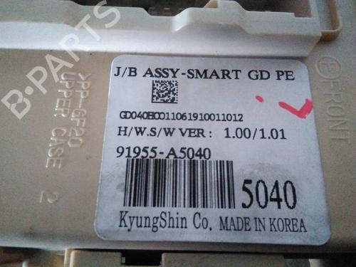 Fuse box HYUNDAI i30 (GD)  | BP4682761E1 