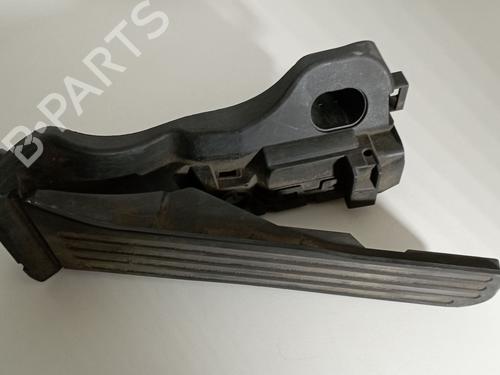 pedal-vw-passat-b6-variant-3c5-2005-2006-2007-2008-2009-2010-2011-32744622 main image