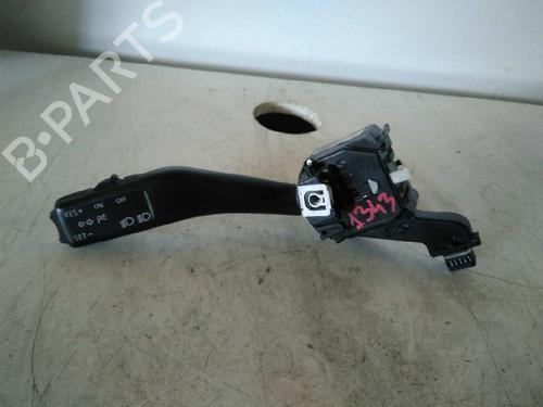 Used Steering column stalk VW GOLF V (1K1) [2003-2010]  3242107