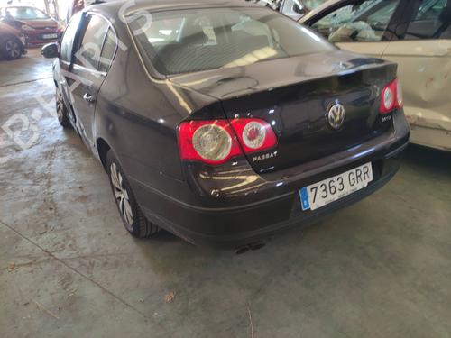 Left front window motor VW PASSAT B6 (3C2) 2.0 TDI | BP11054807E21 