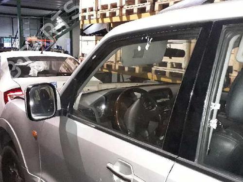 Left front door MITSUBISHI PAJERO III (V7_W, V6_W) 3.2 Di-D (V68W, V78W) | BP1987771C2 