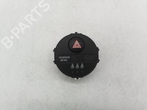 warning-switch-toyota-yaris-_p13_-2010-2011-2012-2013-2014-2015-2016-2017-2018-2019-2020-31881938 main image
