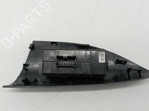 Right front window switch NISSAN JUKE (F15)  | BP17450047I26 