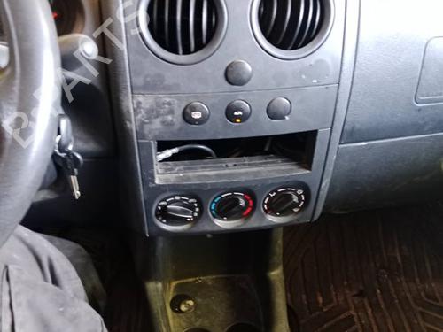 Fuse box PEUGEOT PARTNER MPV (5_, G_) | BP30687942E1