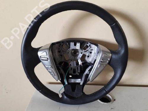 Used Steering wheel NISSAN NOTE (E12) 1.2 (80 hp) 2429729