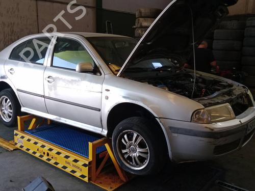 Brugte SKODA OCTAVIA I (1U2) 1.6 4770990
