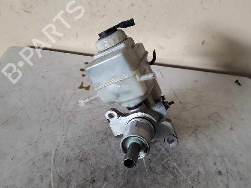 Brake master cylinder BMW 5 (E39) 520 i | BP1983586M77