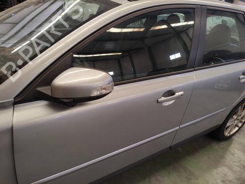 Used Left front door VOLVO V50 (545) 2.0 D (136 hp) 9692094