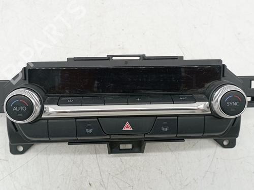 Used Climate control MAZDA 3 Saloon (BP_) [2018-2025]  18862758