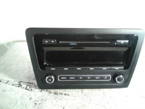 Used Radio SKODA RAPID (NH3, NK3, NK6) 1.6 TDI (105 hp) 5327785