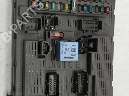 Used Fuse box PEUGEOT 807 (EB_) [2002-2025]  21758099