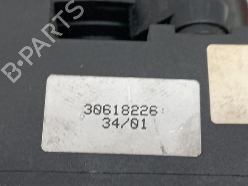 Switch VOLVO V40 Estate (645) 1.9 DI | BP20648519I30 