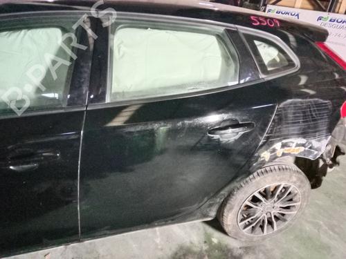 Porte arrière gauche VOLVO V40 Hatchback (525) D2 (120 hp) 31881960