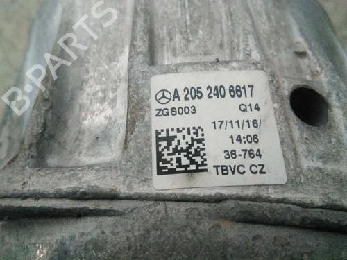 Engine mount MERCEDES-BENZ C-CLASS (W205) C 220 d 4-matic (205.005) | BP10252101M89