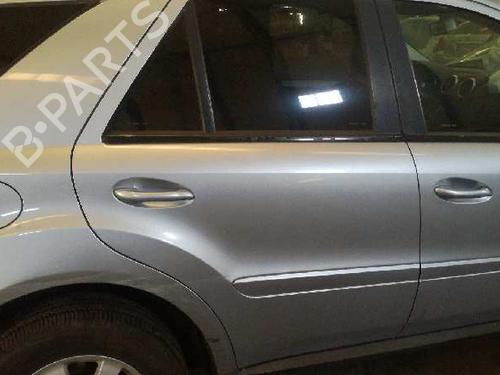 Used Right rear door MERCEDES-BENZ M-CLASS (W164) ML 280 CDI 4-matic (164.120) (190 hp) 5253761