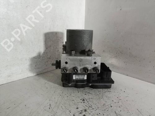 Used ABS pump PEUGEOT 3008 II SUV (MC_, MR_, MJ_, M4_) [2016-2025]  17974553
