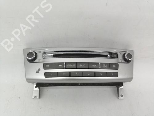 Autoradio INFINITI Q70 (Y51) 3.7 (320 hp) 31858563