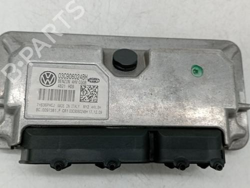 Used Engine control unit (ECU) VW POLO V (6R1, 6C1) [2009-2022]  28596058
