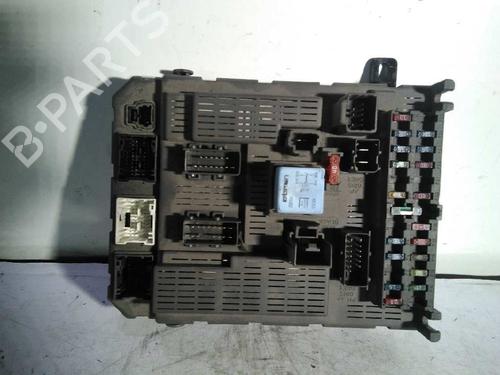 Used Fuse box CITROËN C5 I (DC_) [2001-2005]  5325570