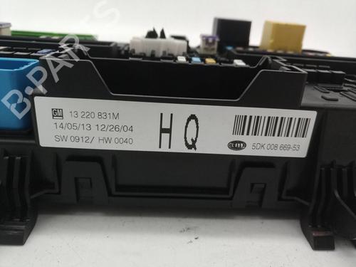 Fuse box OPEL ZAFIRA / ZAFIRA FAMILY B (A05)  | BP17390408E1 