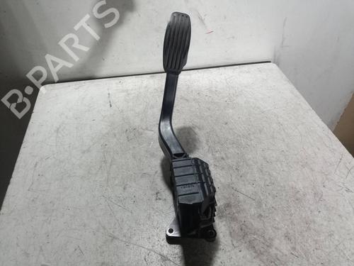 Używane Pedał FIAT 500 (312_) [2007-2025]  12215593