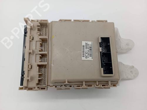 Fuse box TOYOTA AVENSIS VERSO (_M2_)  | BP21014378E1 