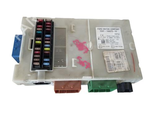 Used Fuse box FORD MONDEO IV (BA7) [2007-2015]  30587687