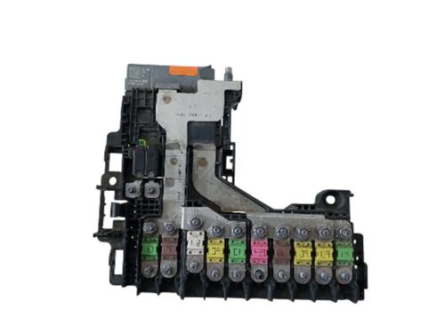 fuse-box-citroen-c4-ii-nc_-2009-32273259 main image