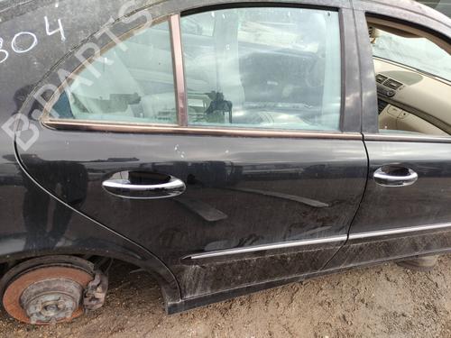 Used Right rear door MERCEDES-BENZ E-CLASS (W211) E 320 CDI (211.026) (204 hp) 11096586
