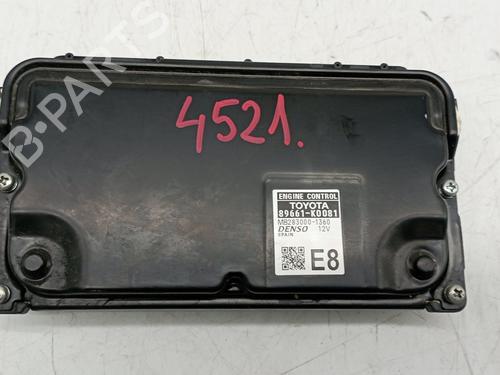 Used Electronic module TOYOTA YARIS (_P13_) 1.5 (NSP131_) (112 hp) 21551205