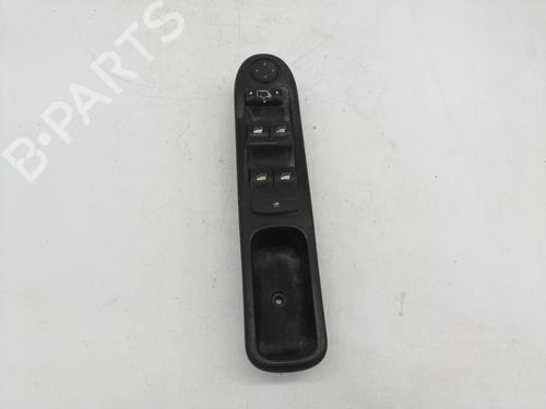 Used Left front window switch PEUGEOT 307 Break (3E) 1.6 HDi 110 (109 hp) 10678399