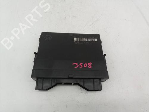 Used Electronic module MERCEDES-BENZ CLK (C209) CLK 270 CDI (209.316) (170 hp) 12215665