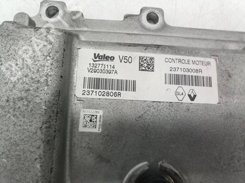 Engine control unit (ECU) DACIA SANDERO  | BP28289811M57 