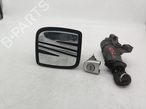 other-seat-leon-1m1-1999-2000-2001-2002-2003-2004-2005-2006-32397478 main image