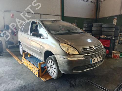 Used Parts CITROËN XSARA PICASSO (N68) 1.6 HDi 4833070