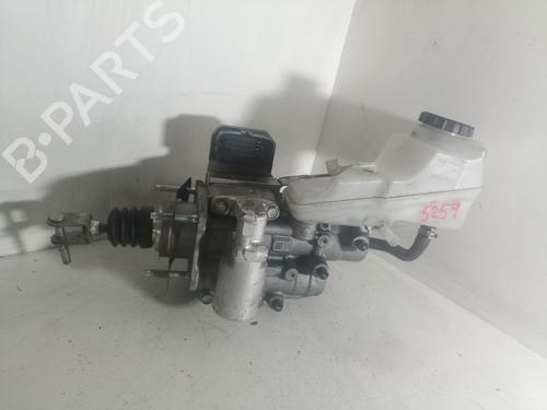 Used Brake master cylinder Brake master cylinder 37683118 37683118