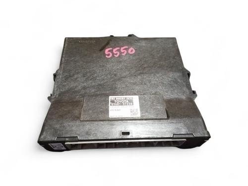 Module électronique TOYOTA PRIUS (_W3_) 1.8 Hybrid (ZVW3_) (99 hp) 32348720