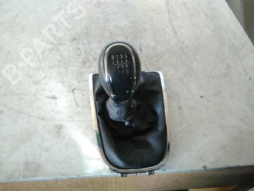 Used Gear lever OPEL ASTRA J (P10) [2009-2016]  10251957