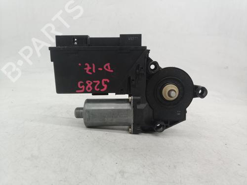Moteur de lève-vitre avant gauche Moteur de lève-vitre avant gauche 37801788 37801788
