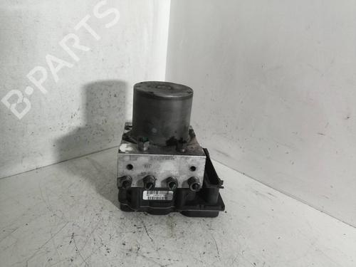 Used ABS pump RENAULT SCÉNIC II (JM0/1_) 1.5 dCi (JM1E, JM16) (106 hp) 15106706