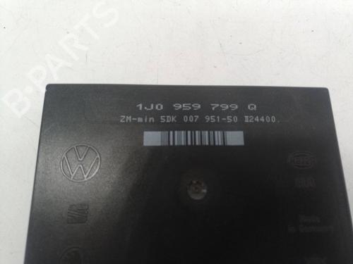 Electronic module VW GOLF IV (1J1)  | BP17956049M83 