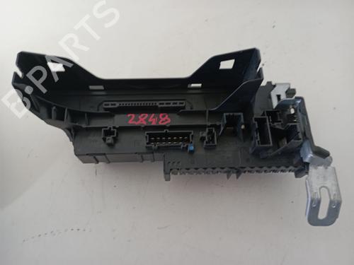 Used Fuse box Fuse box MERCEDES-BENZ CLS (C218) CLS 350 CDI / d 4-matic (218.393) (265 hp) 34008543 34008543