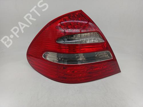 Used Left taillight MERCEDES-BENZ E-CLASS (W211) E 320 CDI (211.026) (204 hp) 31858548