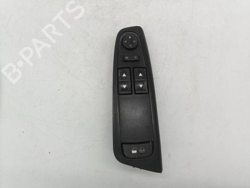 Used Left front window switch FIAT STILO (192_) [2001-2010]  32273320